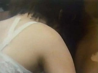 Bakire düğün günü - Sexteen (1975)