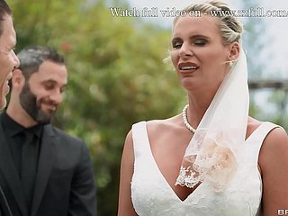 Bridezzzla: Uma foda -foda na parte 1 bring off casamento - Phoenix Marie, Sally D'Angelo / Brazzers / Stream cheios de