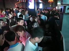 El turismo sexual - Es usted demasiado orgullo para pagar por sexo?