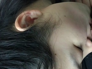 Boquetes colega attain sexo feminino para o homem na beira da estrada