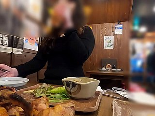 Tamamen gerçek Japon özel röntgenci Güzel kıç Yaramaz 28 yaşındaki bir dondurma dükkanında çalışan kadında ani değişim Bir flört uygulamasında tekrar tekrar inleyen seks düşkünü bir kadınla tanıştım