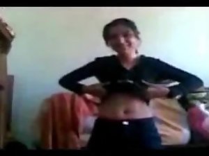 Irán Hermosa niña Hiyab Mostrando cuerpo X tetas Culo coño Matriarch