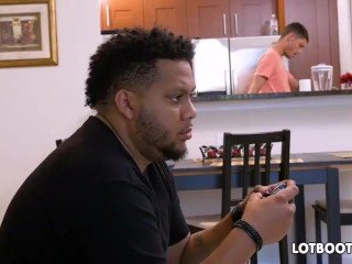 Chubby ass vollbusige Brünette latina Betrug Frau
