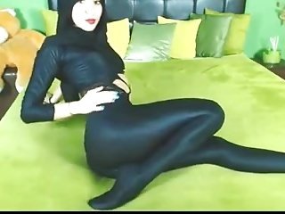 jalang hijab twerk