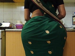 الهندي Bhabhi '؛ ق الحمار ضخم