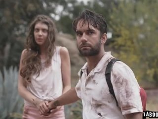 Elenas coño se jodio a cambio de alimentos